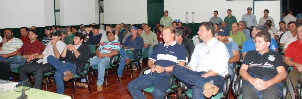 Especialista discute doenças da soja na Coopermota