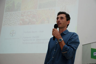 Coopermota participa de palestra sobre produtos destinados à cultura da soja