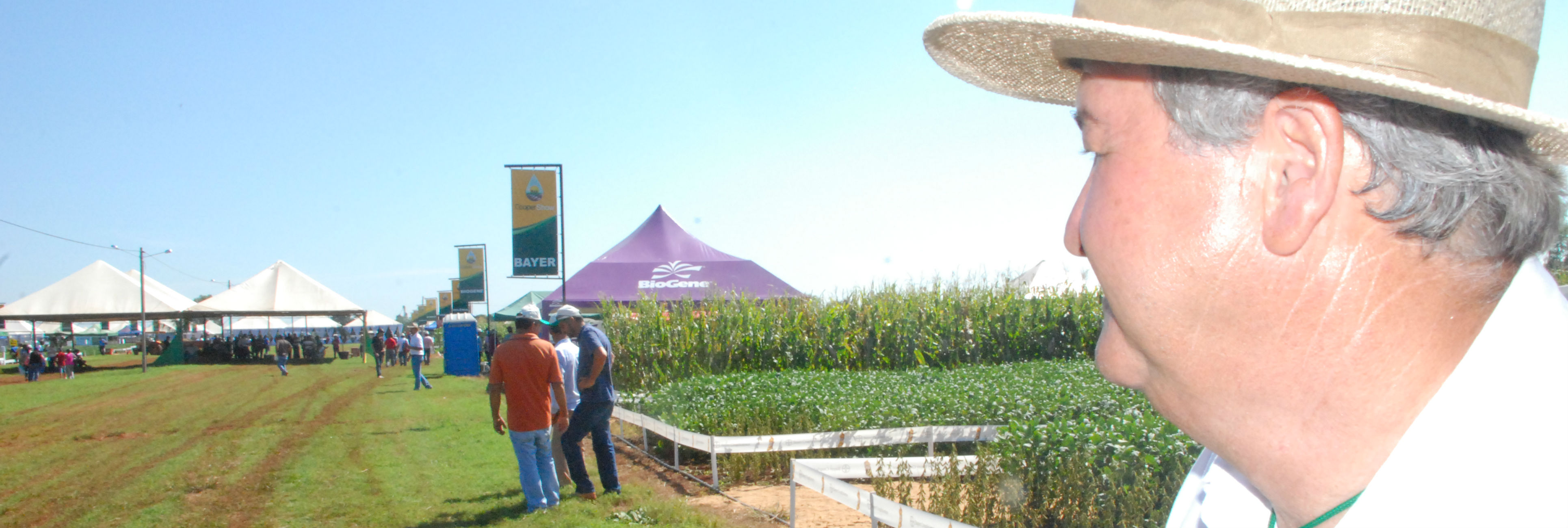 No hotsite, notícias sobre o primeiro dia da 8ª Coopershow