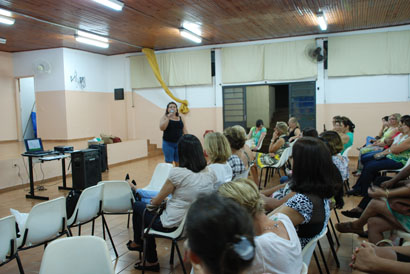 Educadores são sensibilizados sobre projeto voltado ao cooperativismo