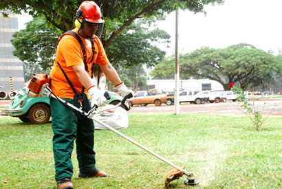 Manuseio de equipamentos e de máquinas integra treino a colaboradores da Coopermota