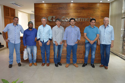 Coopermota recebe visita de grupo de agricultores interessados no cooperativismo