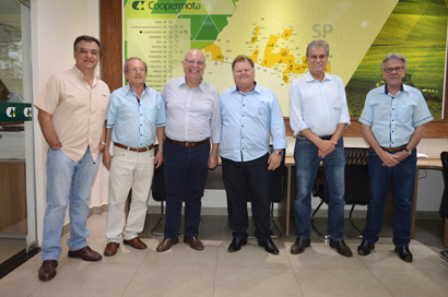 Coopermota recebe visita do candidato a deputado estadual, Arnaldo Jardim