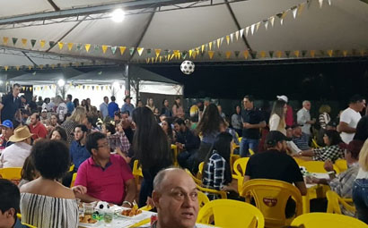 Festejo julino reúne cerca de 700 em noite de “ressaca” da Copa do Mundo