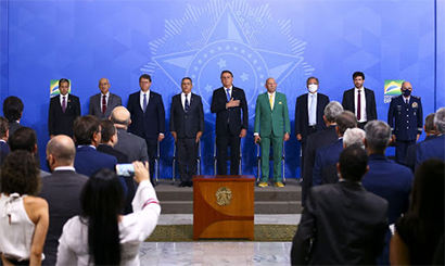 Governo federal atende a reivindicações cooperativistas no programa “Descomplica Brasil”