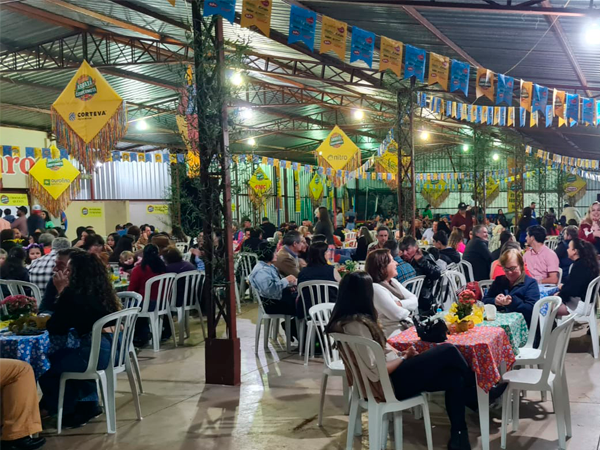 Três unidades se unem para o arraiá em Campos Novos