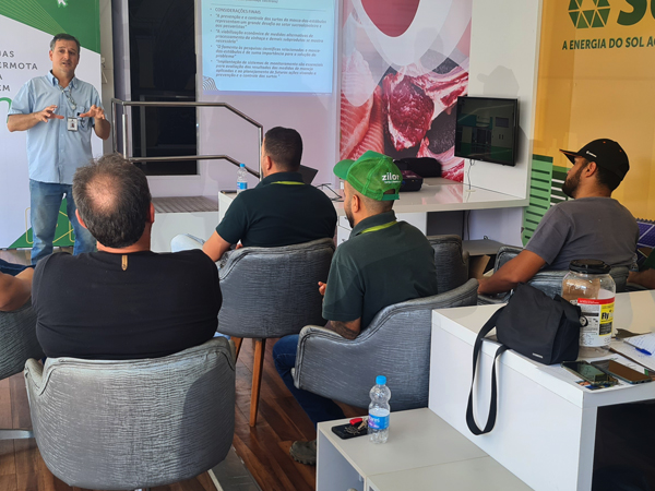 Mosca dos estábulos é tema de palestra do Dia de Loja de Paraguaçu Paulista