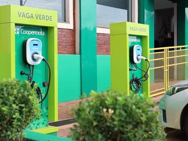 Coopermota se torna ponto de recarga para carros elétricos