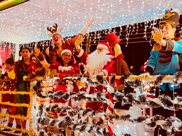 Teatro natalino e Caravana Coopermota celebram o Natal a partir das 19h30