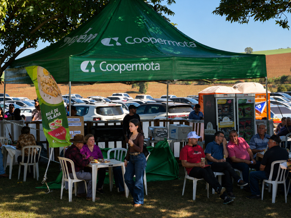 Tradição e sabor aproximam a linha Candú da comunidade em Santa Cruz do Rio Pardo
