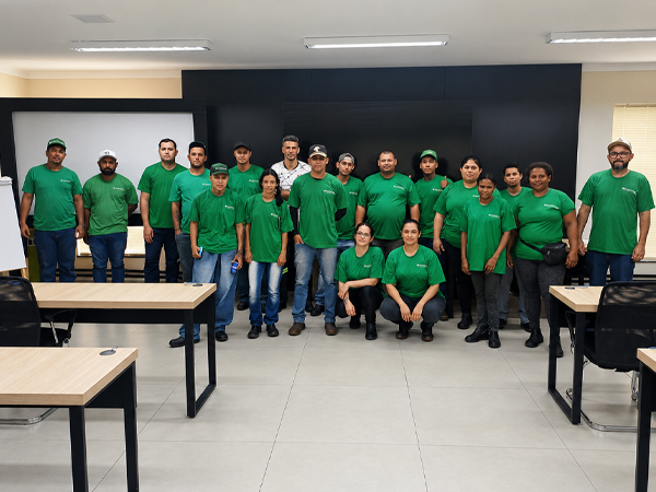 Colaboradores da Coopermota passam por capacitação pré-safra com foco em segurança e excelência
